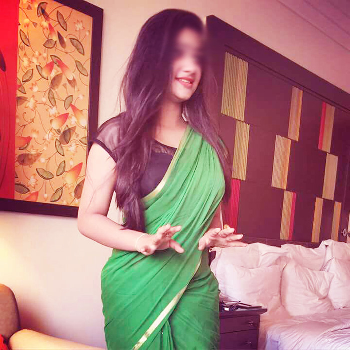 Housewife Escorts in Mumbai