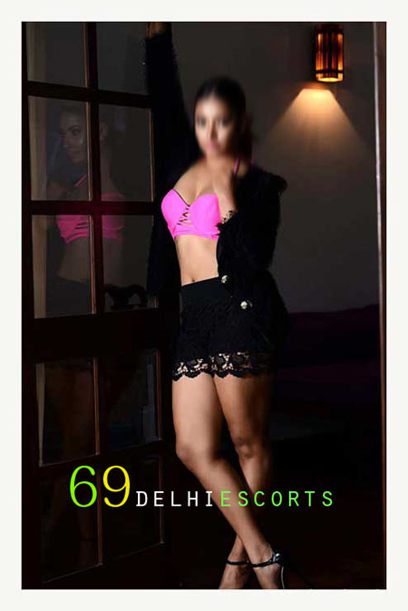 Petite Escorts Girl in Delhi