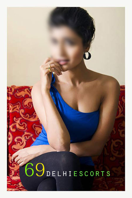 Young College Call Girls In Delhi