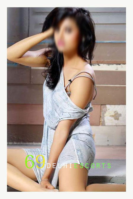 Young College Call Girls In Delhi